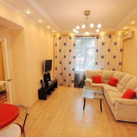 Wonderful Apartment On Street Stefan Cel Mare 132 Кишинёв Экстерьер фото